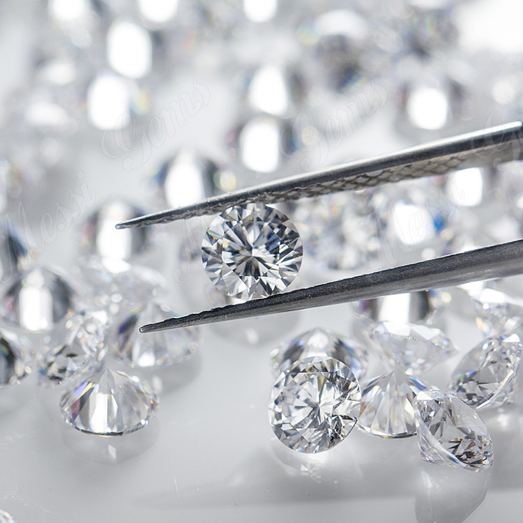 0.546ct lab diamond white H ST1 NGIC certificate Synthetic diamond